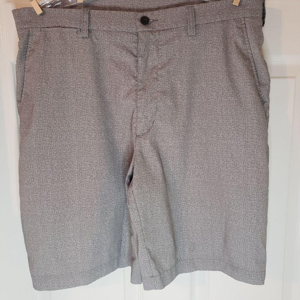 Men's PGA light weight shorts with pockets